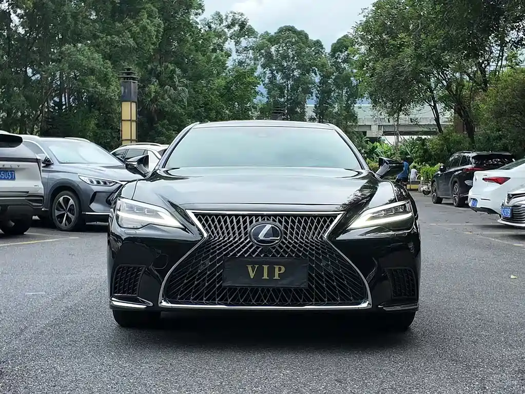 Lexus LS 2021 500h
