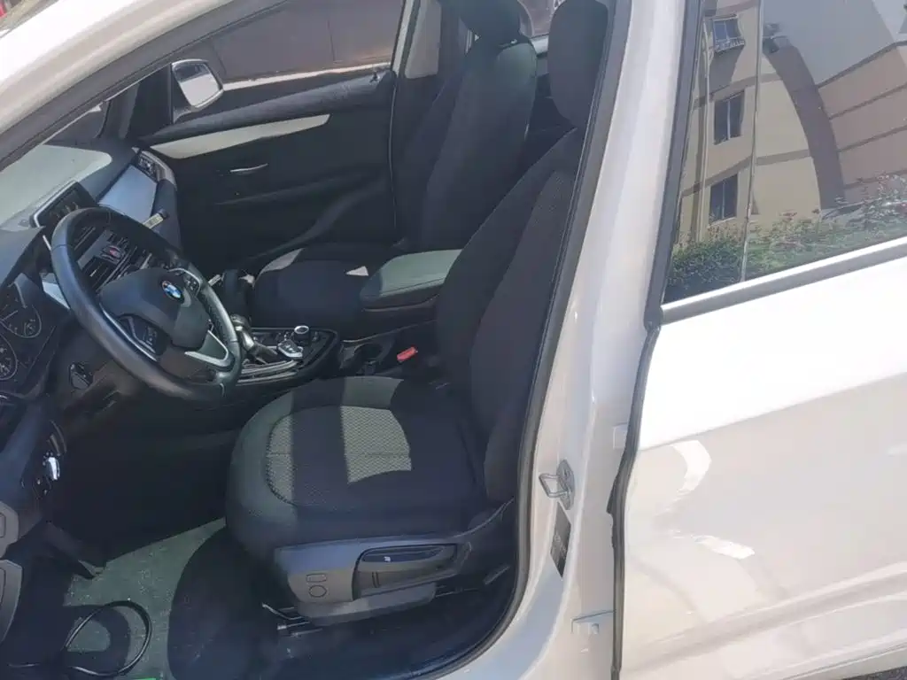 BMW 2 Series Active Tourer (Import) — миниатюра 15