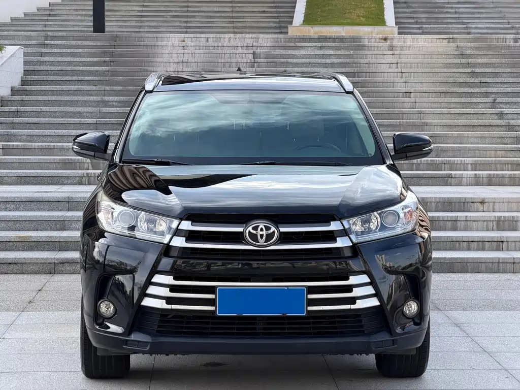 Toyota Highlander — миниатюра 2