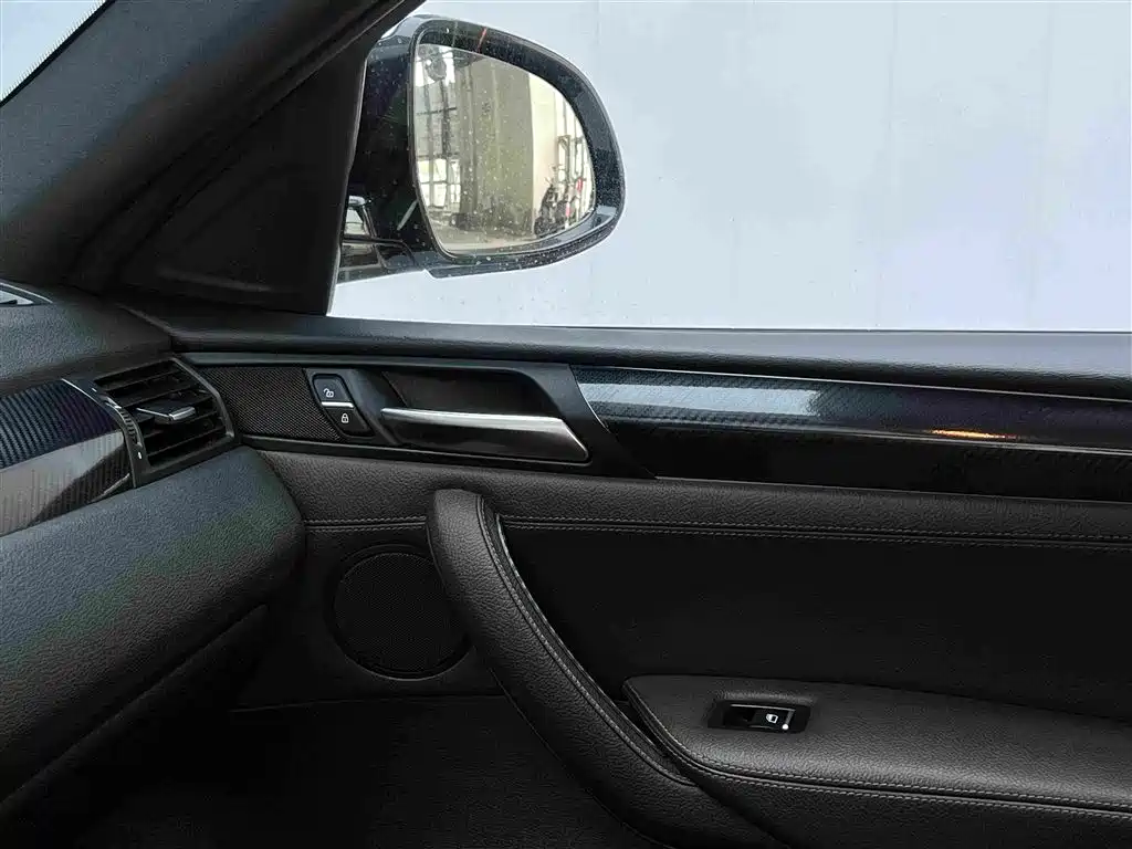 BMW X4 — миниатюра 13