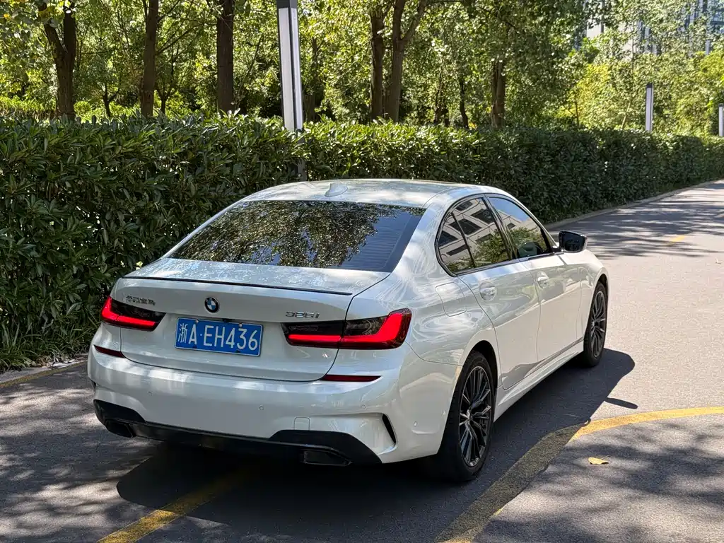 BMW 3 Series 3 2022 325i M Sport