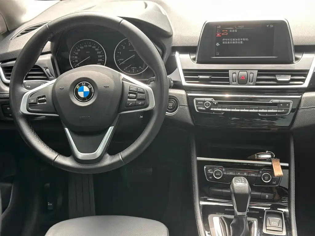 BMW 2 Series Active Tourer — миниатюра 14