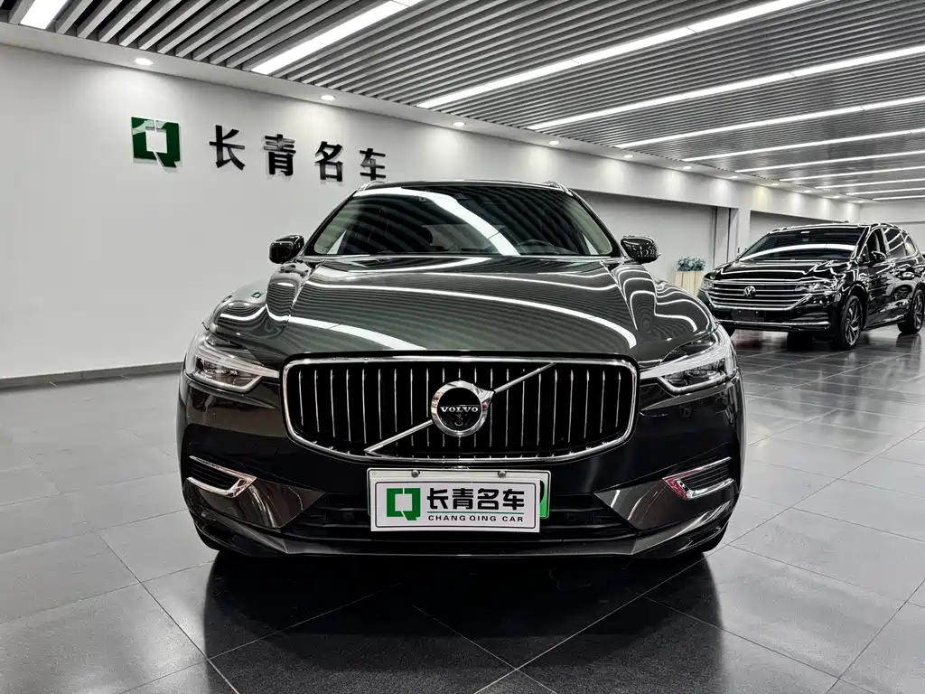VOLVO XC60 PLUG IN HYBRID