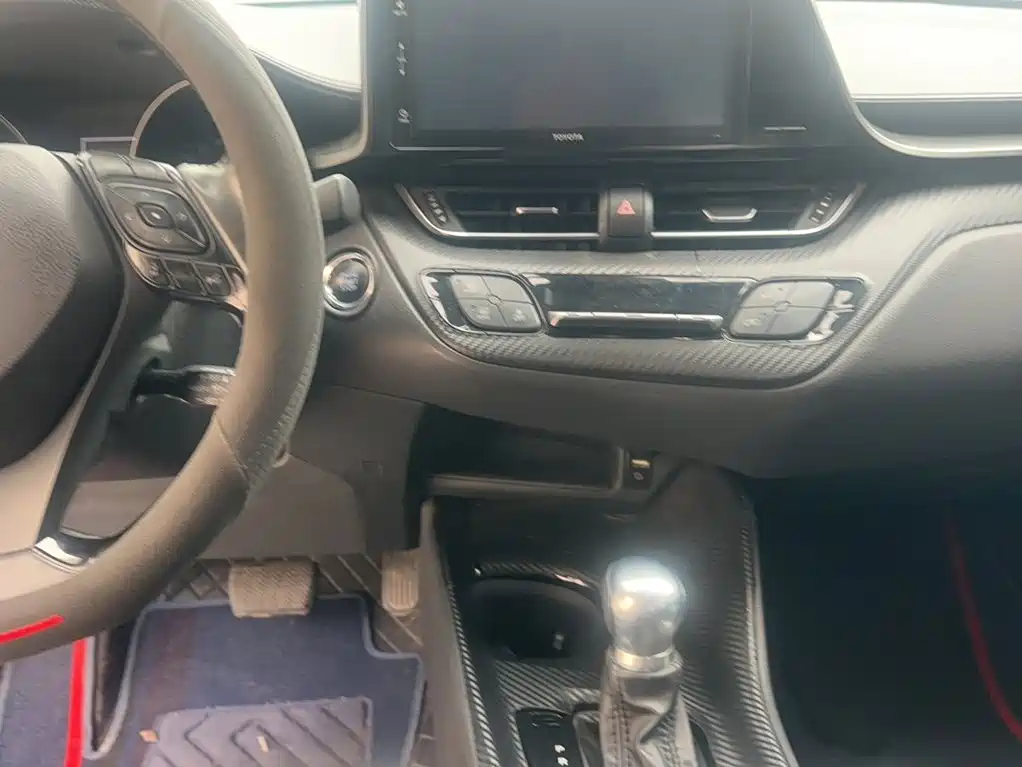 Toyota IZOA — миниатюра 5