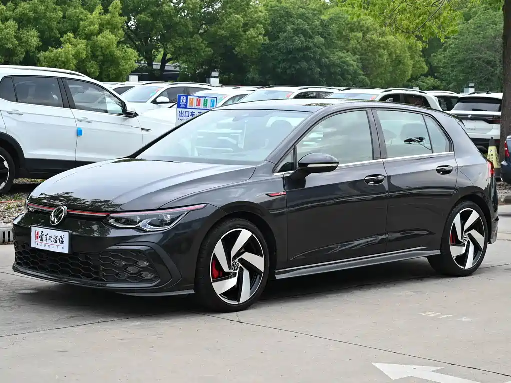 Volkswagen Golf GTI 2022