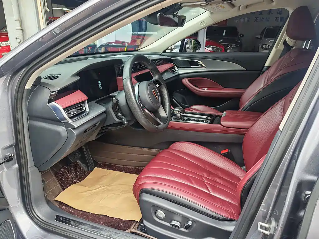 Hongqi Hongqi H5 — миниатюра 9