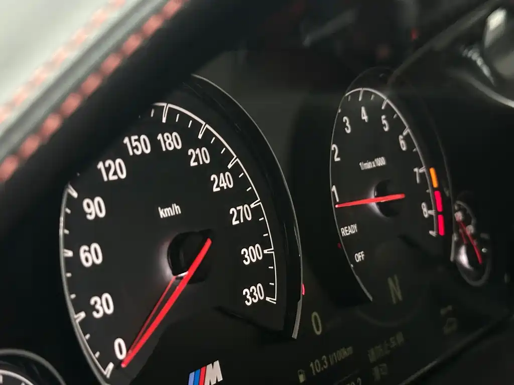 BMW M4 — миниатюра 13