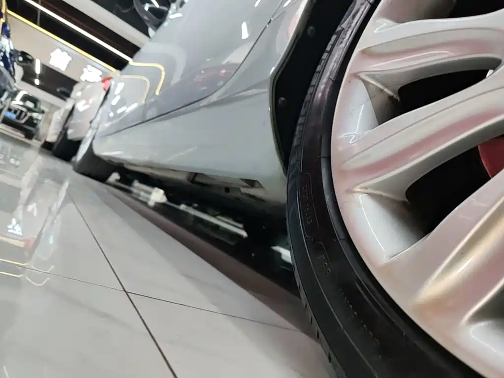 Volvo V40 — миниатюра 22