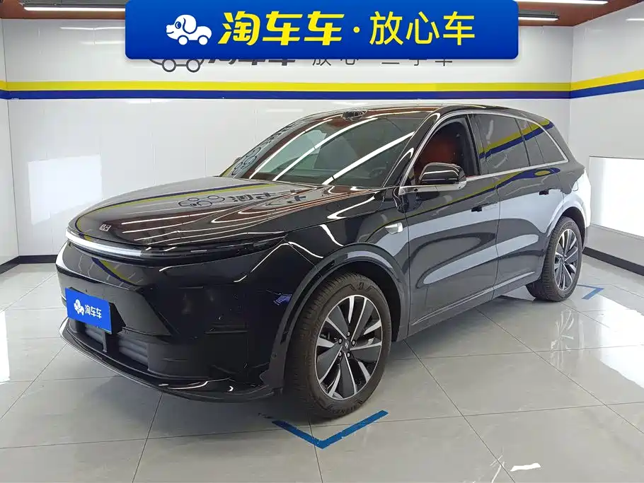 Li Auto Li L6 2025