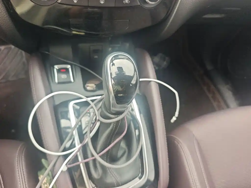 Nissan Qashqai — миниатюра 11