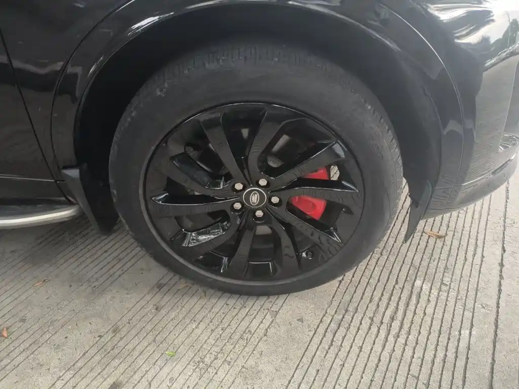 Land Rover Discovery Sport Hybrid — миниатюра 25