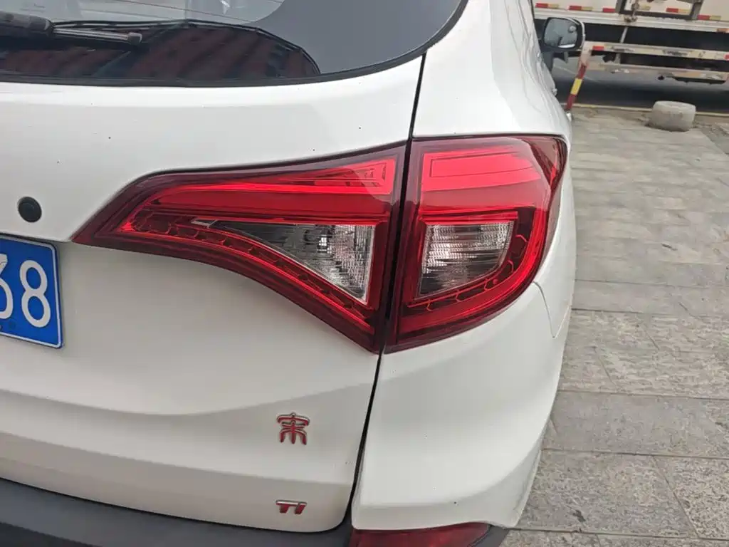BYD Song — миниатюра 8