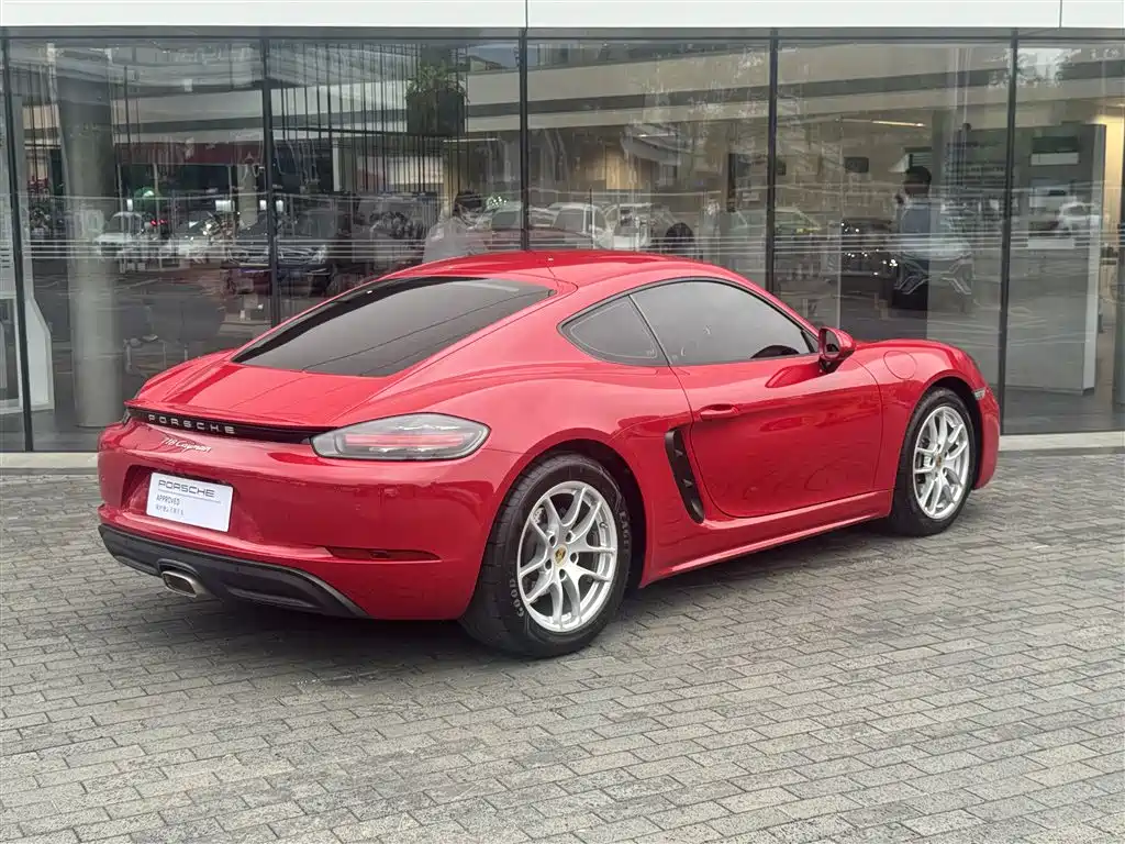Porsche 718 2022 Cayman 2.0T