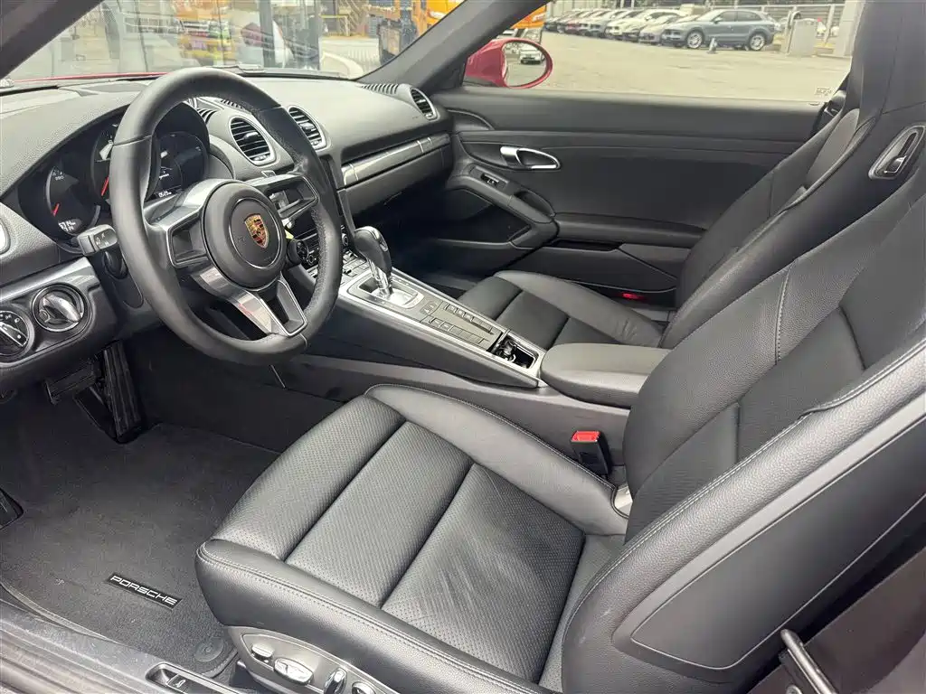 Porsche 718 2022 Cayman 2.0T