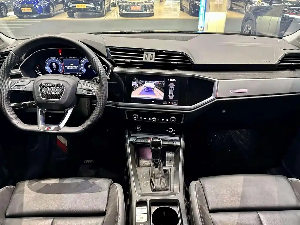 Audi Q3 Sportback — миниатюра 7