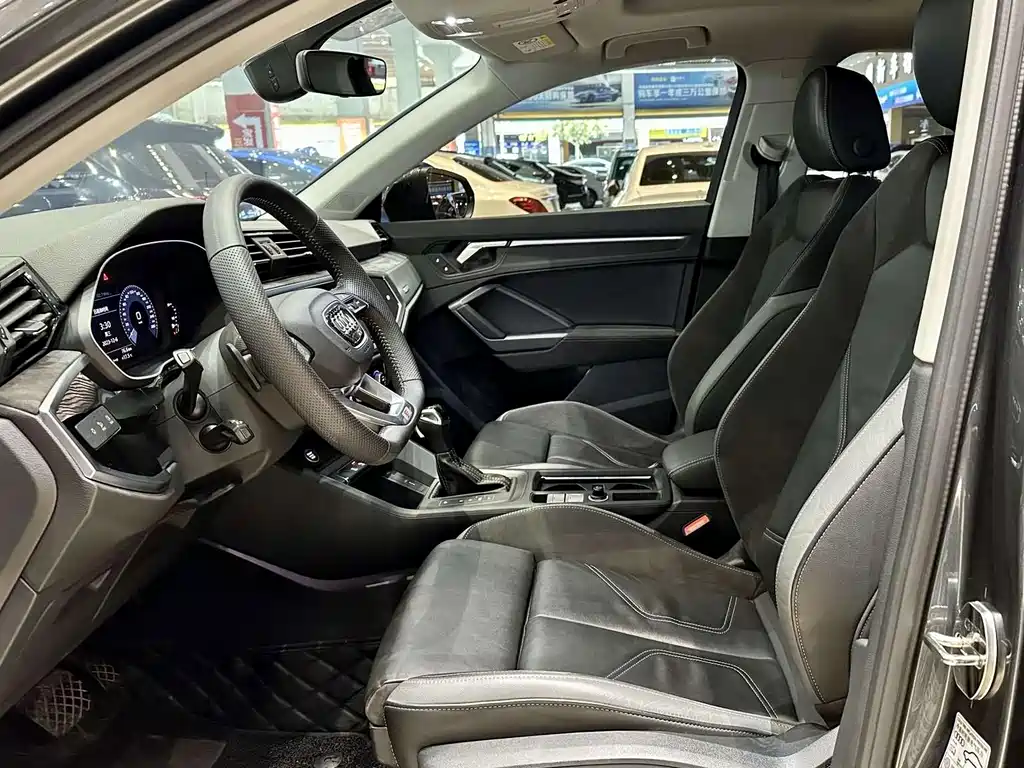 Audi Q3 Sportback — миниатюра 9