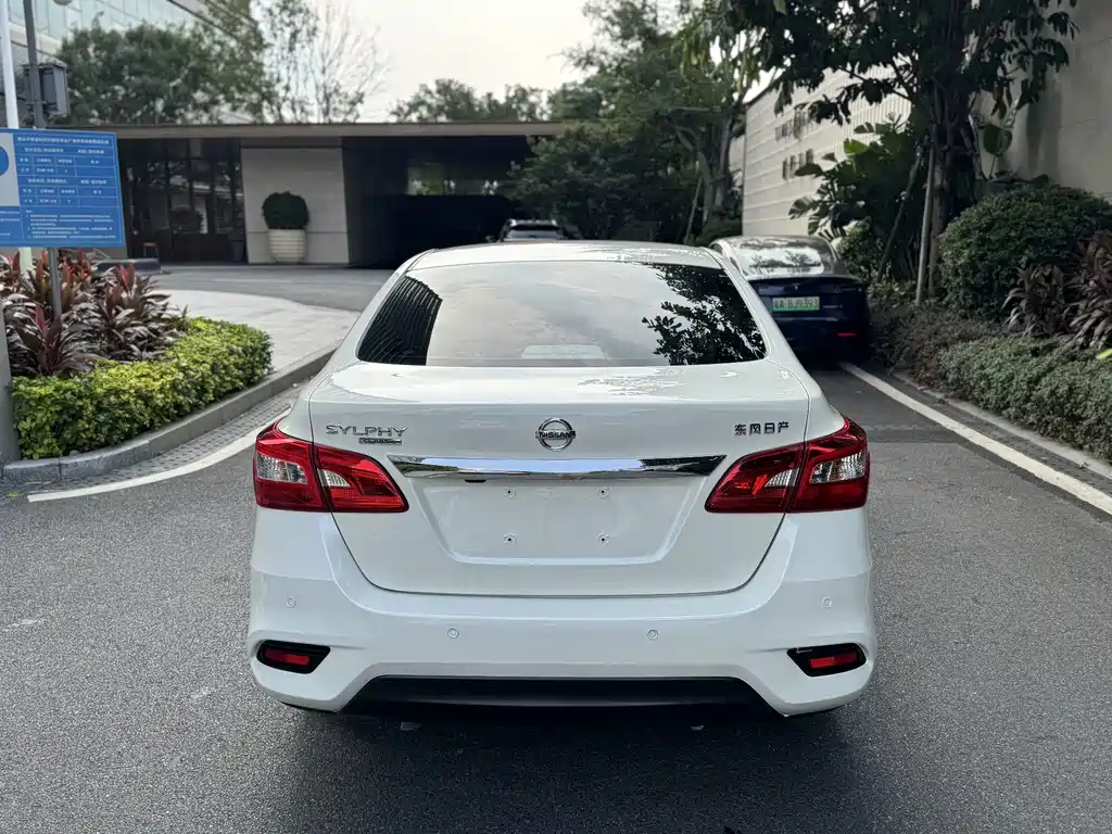 Nissan Sylphy — миниатюра 5