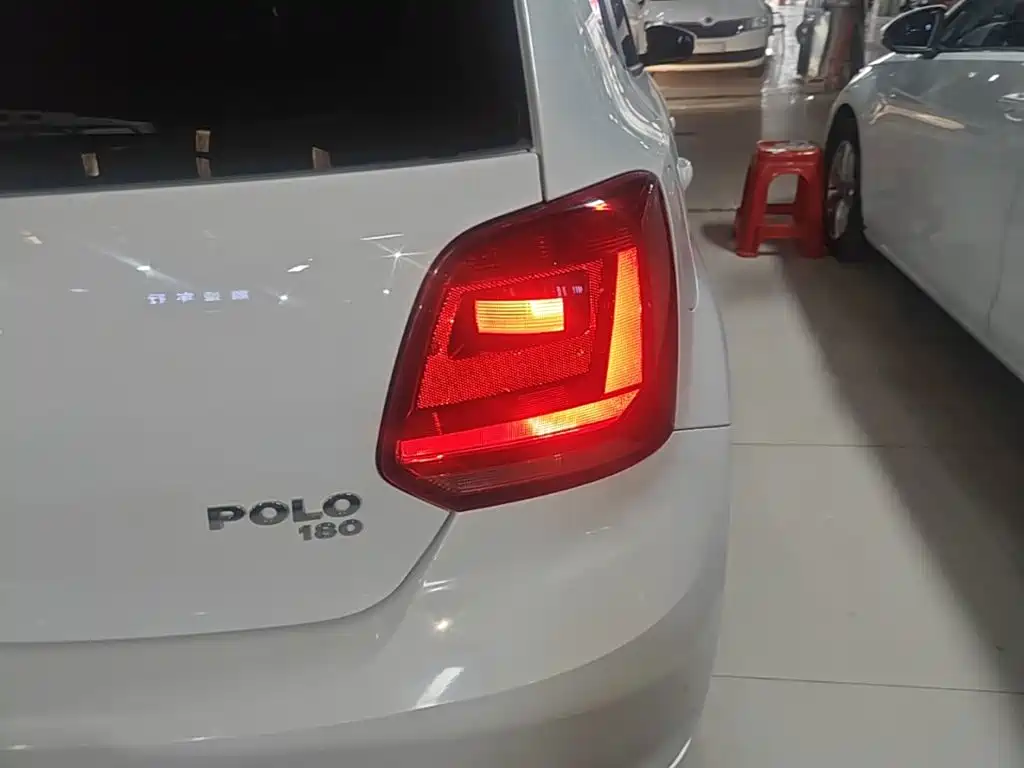 Volkswagen Polo — миниатюра 8