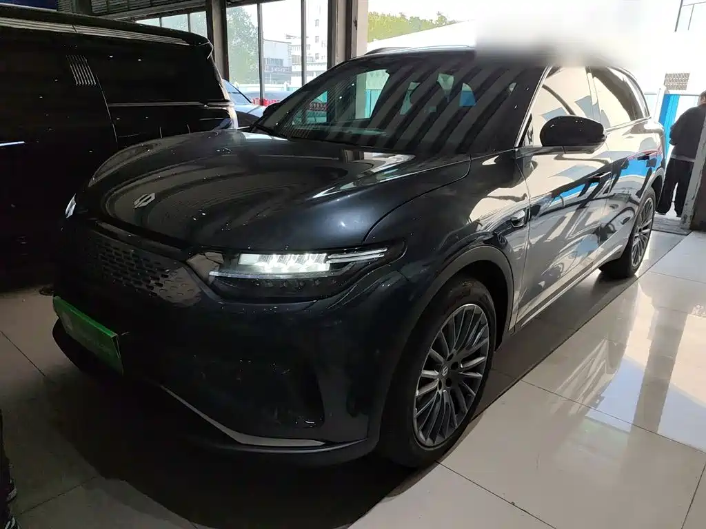 ZERO-RUNNING CAR ZERO RUN C11