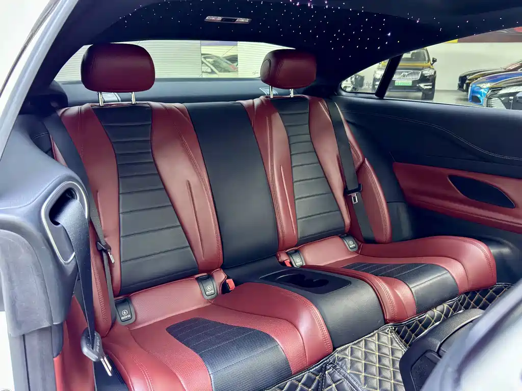 Mercedes-Benz E-Class (Import) — миниатюра 5