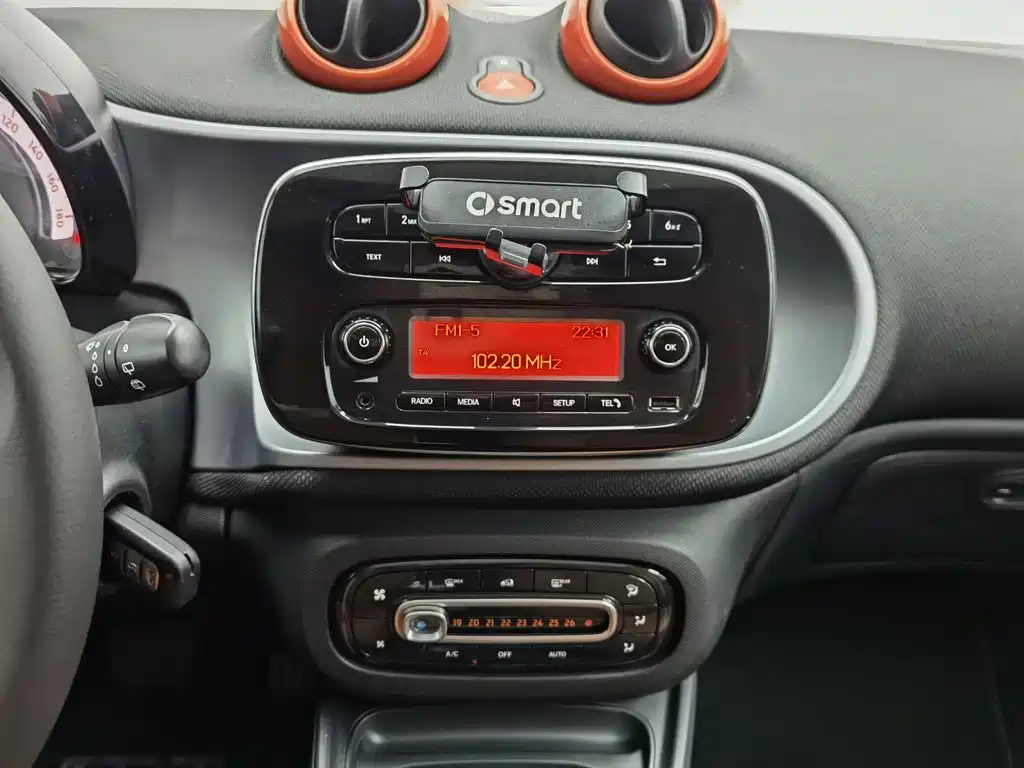 smart Smart Fortwo — миниатюра 12