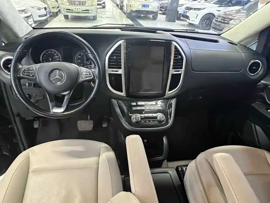 Mercedes-Benz Vito 2016 2.0T Elite