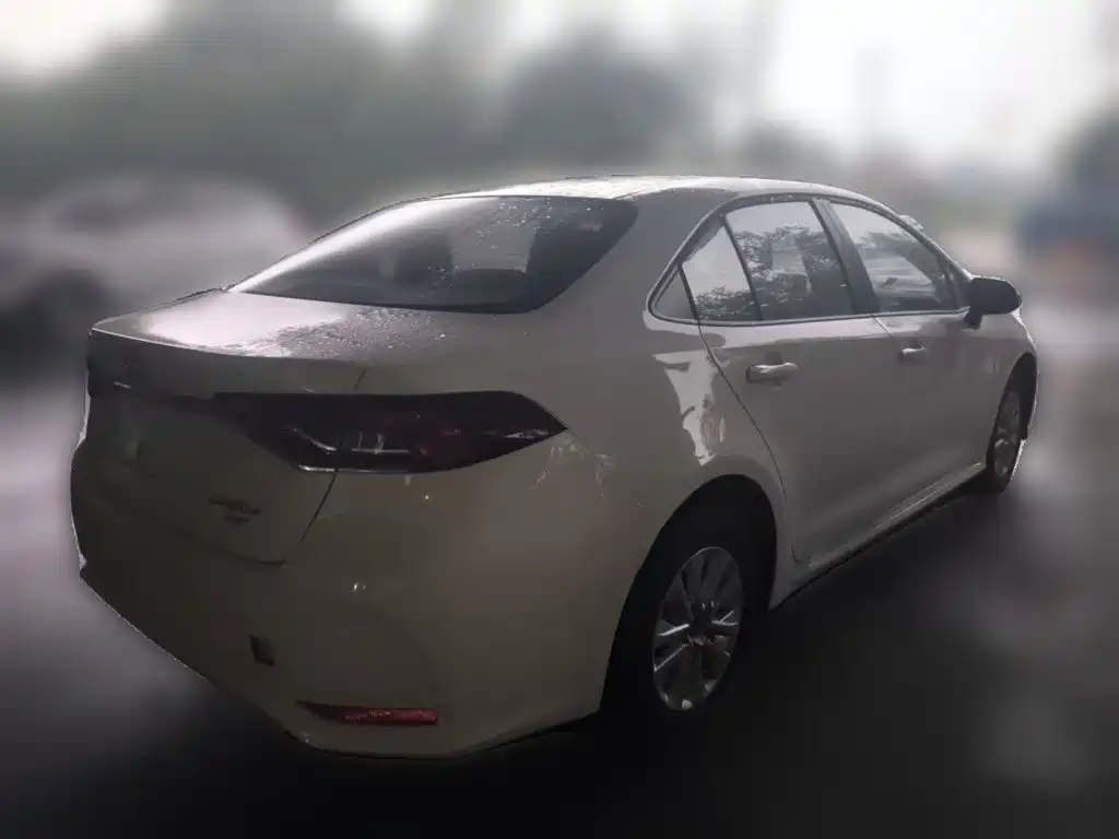Toyota Corolla — миниатюра 4