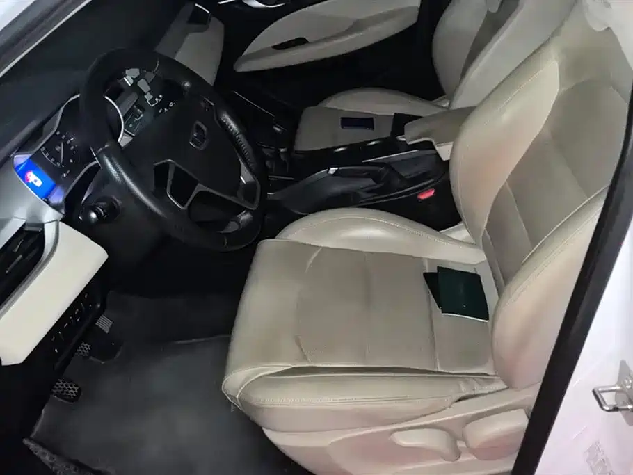 Geely Emgrand 2018 1.5L MT Luxury