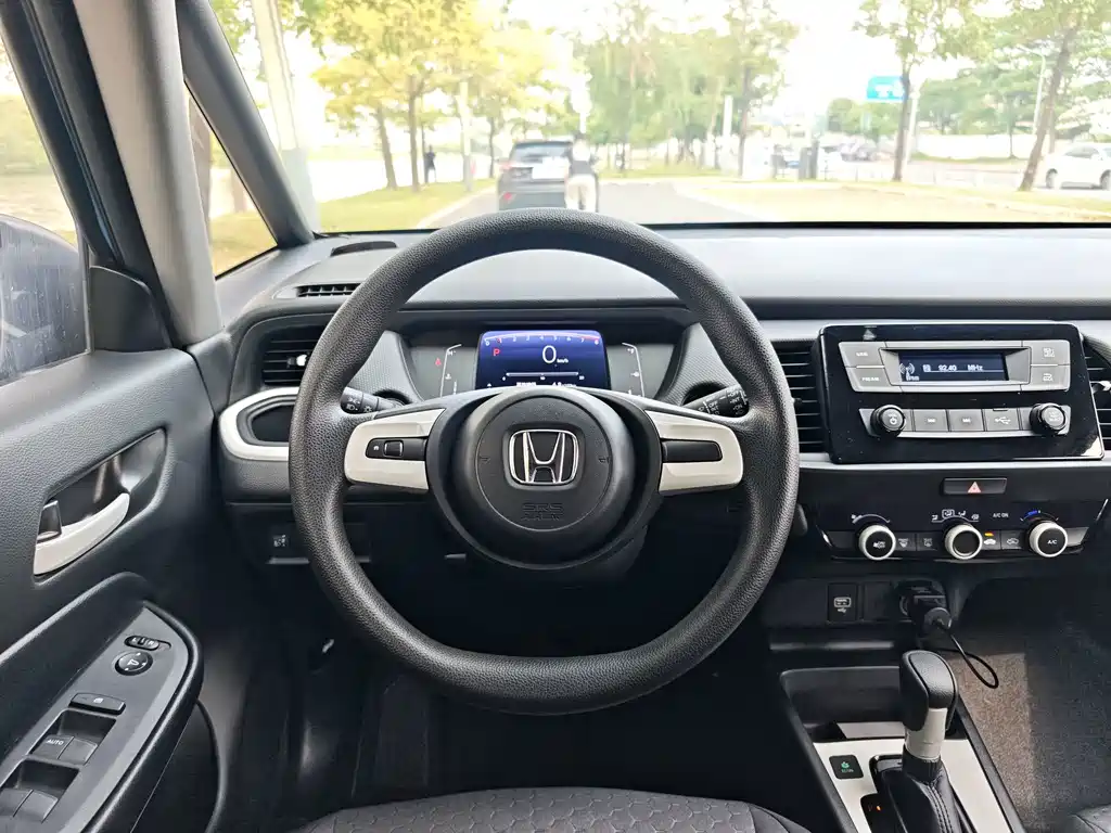 Honda Fit — миниатюра 16