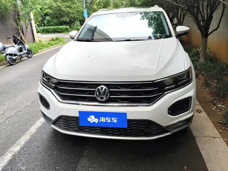 Volkswagen T-Roc — миниатюра 2