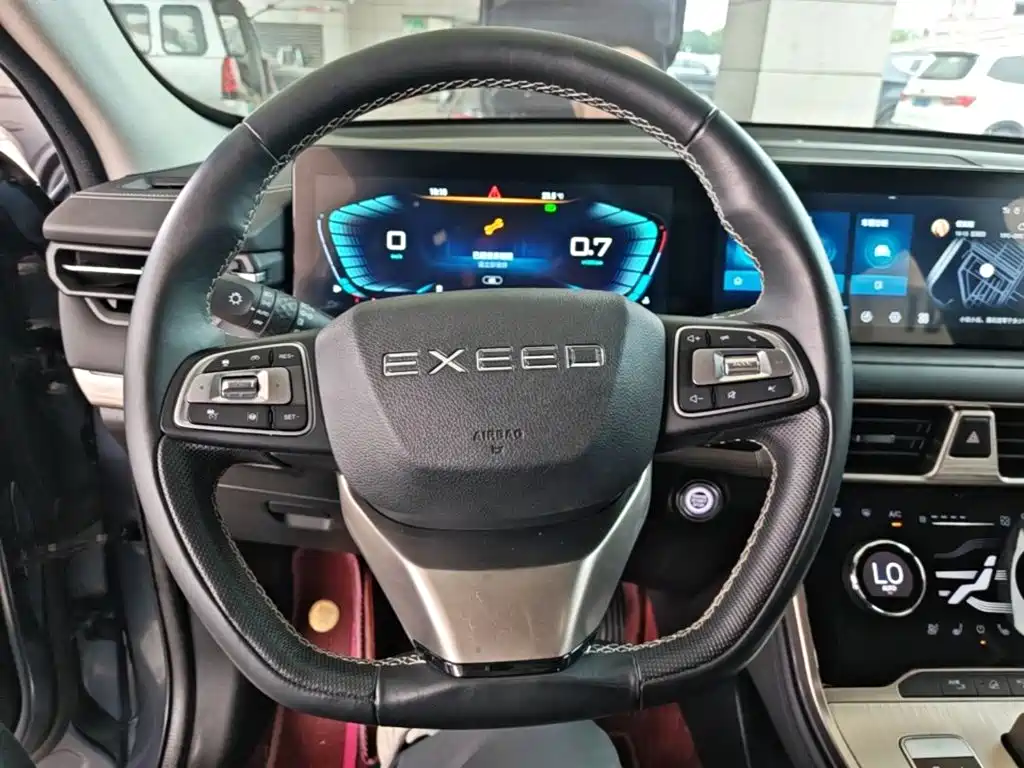Exeed Lingyun — миниатюра 11