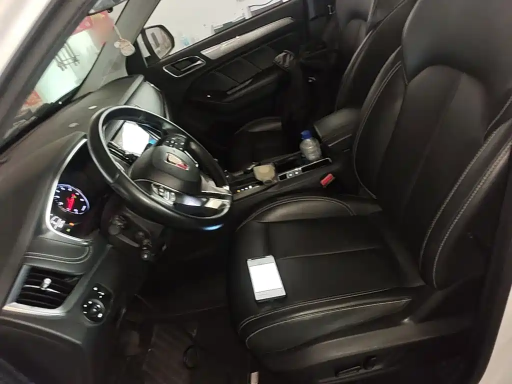 Roewe RX5 — миниатюра 15