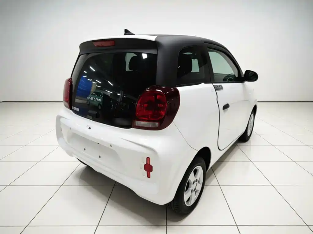 Roewe Clever — миниатюра 6