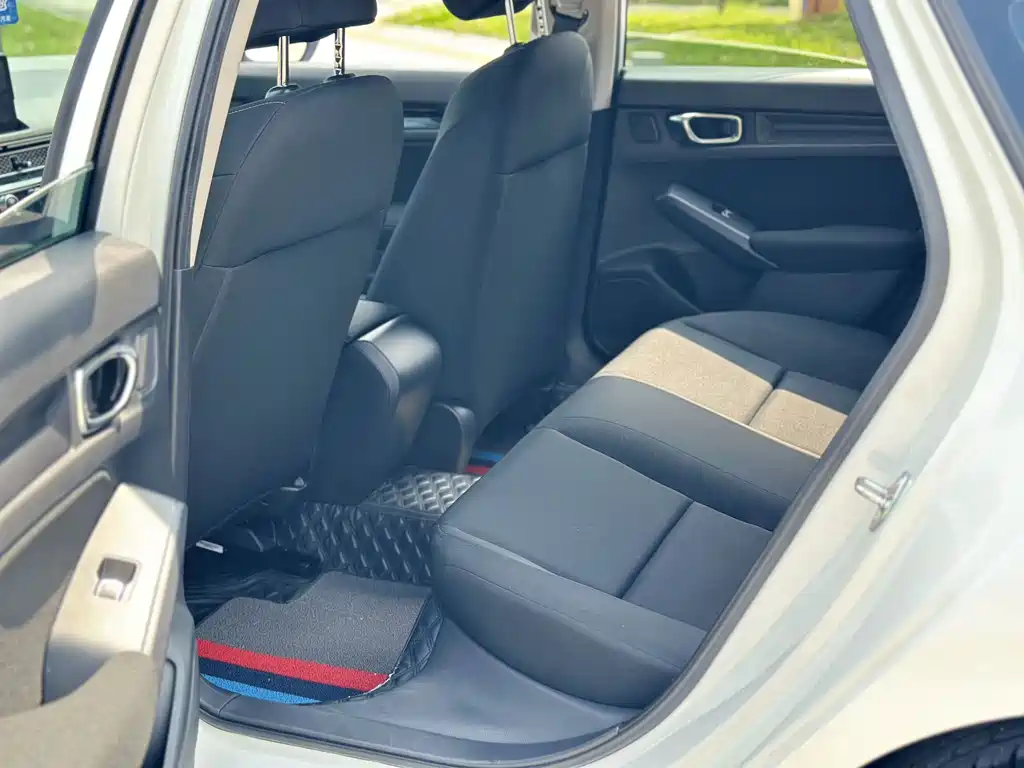 Honda Civic — миниатюра 8