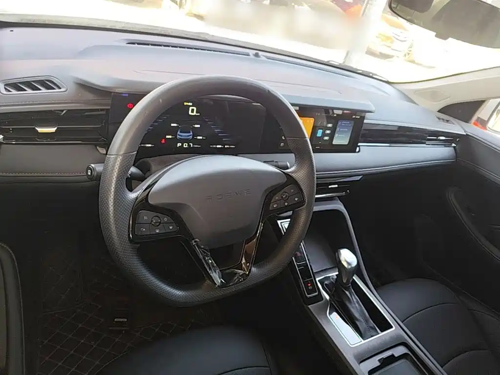 Roewe i5 — миниатюра 10