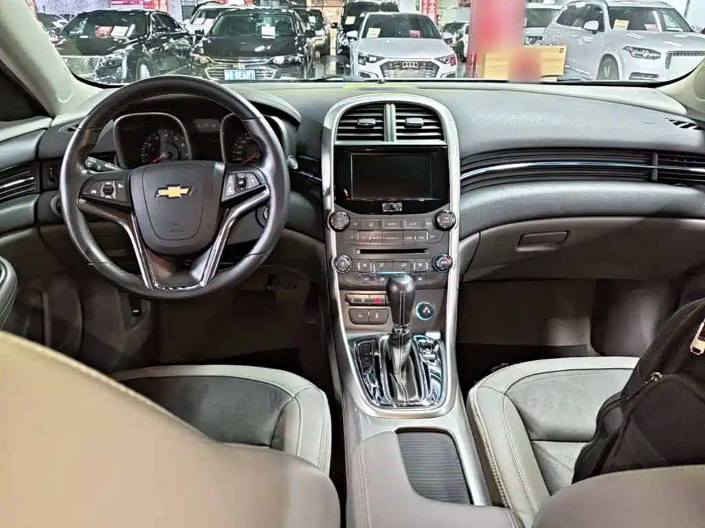 Chevrolet Malibu — миниатюра 10