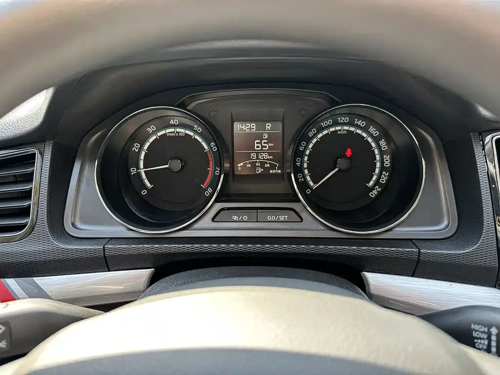 Skoda Kamiq — миниатюра 11