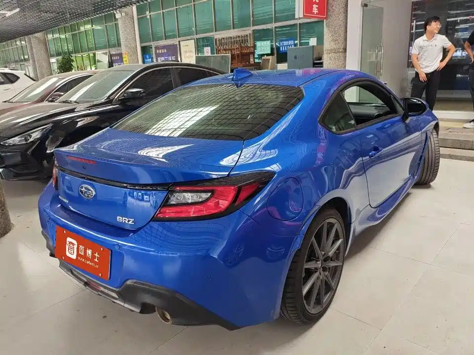 Subaru BRZ — миниатюра 2
