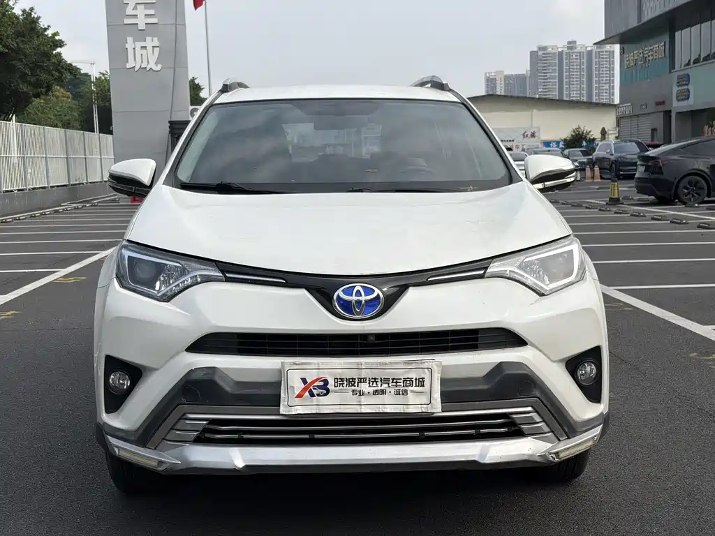 Toyota RAV4 — миниатюра 2