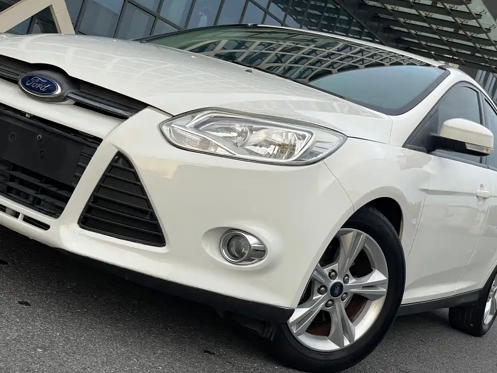 Ford Focus — миниатюра 4