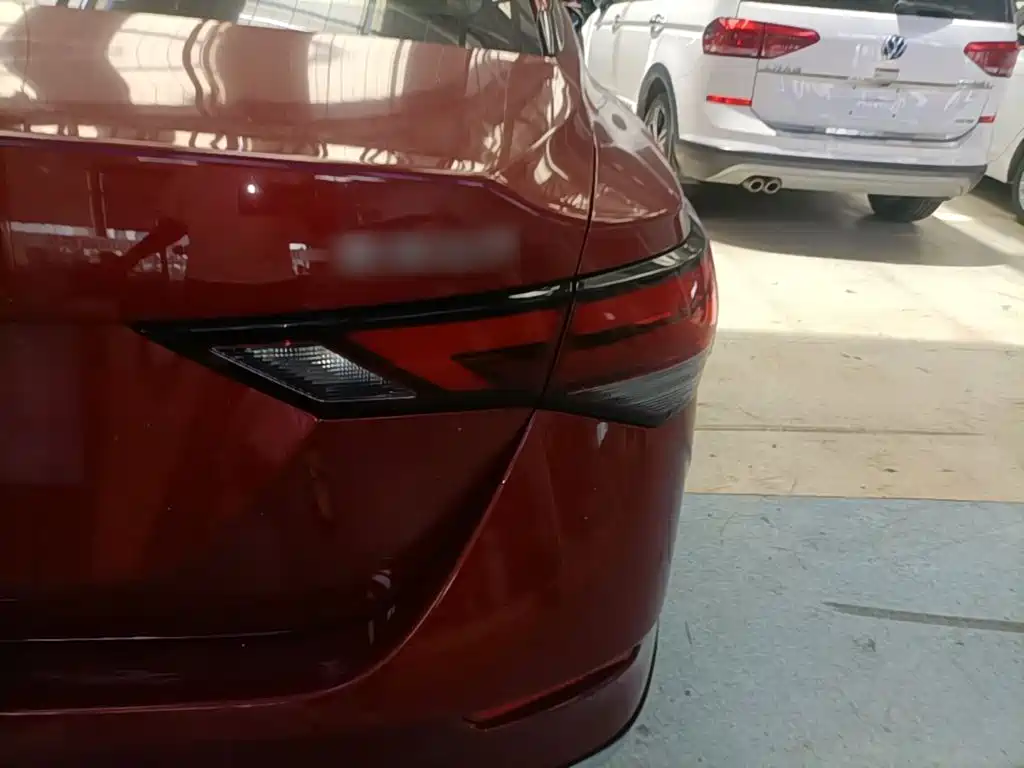 Nissan Sylphy 2022 1.6L XL CVT Enjoy