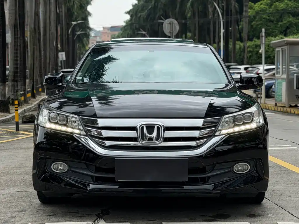 Honda Accord — миниатюра 3