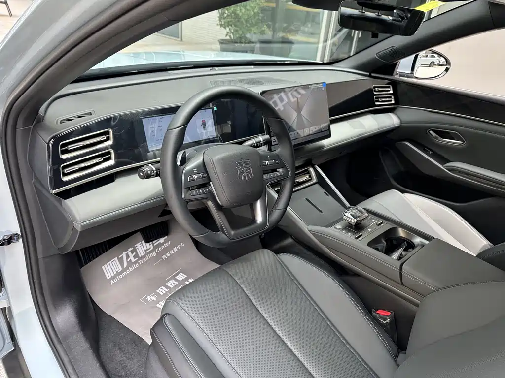 BYD Qin L L 2025 DM-i Smart Drive 80KM Lead