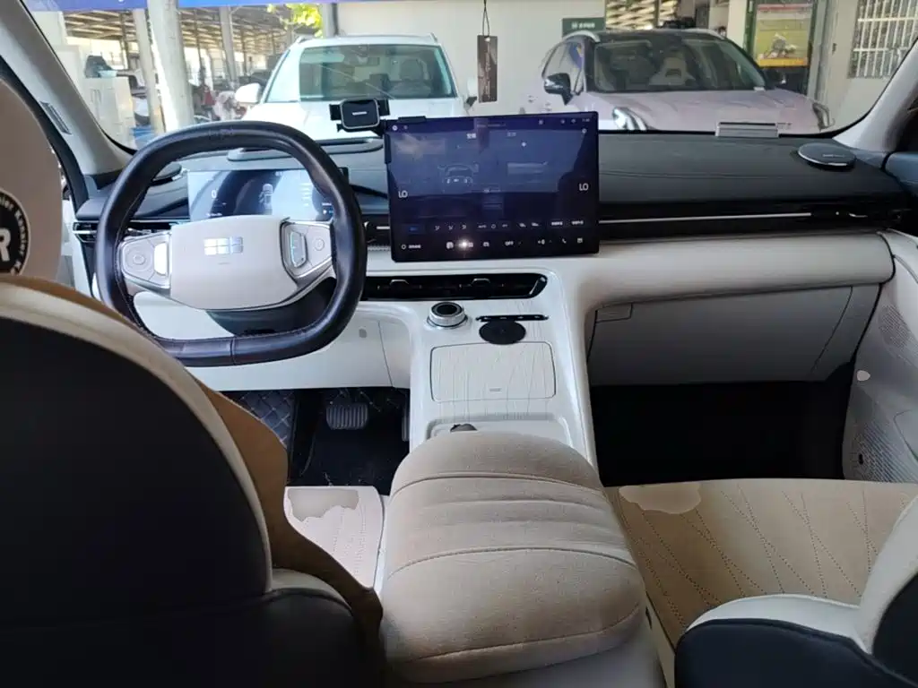 Geely Galaxy Galaxy E5 E5 2024 530km +