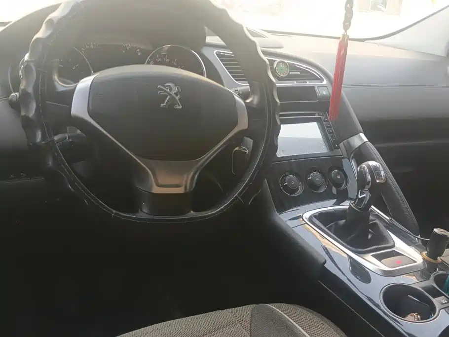 Peugeot 3008 — миниатюра 12