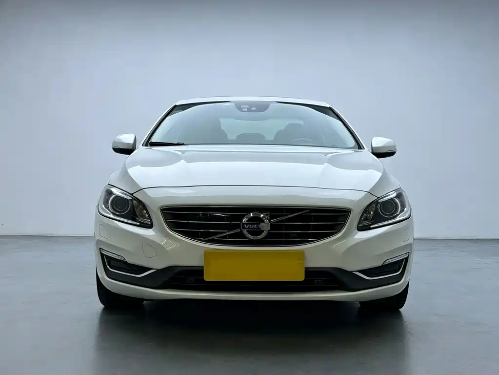 Volvo S60 — миниатюра 2