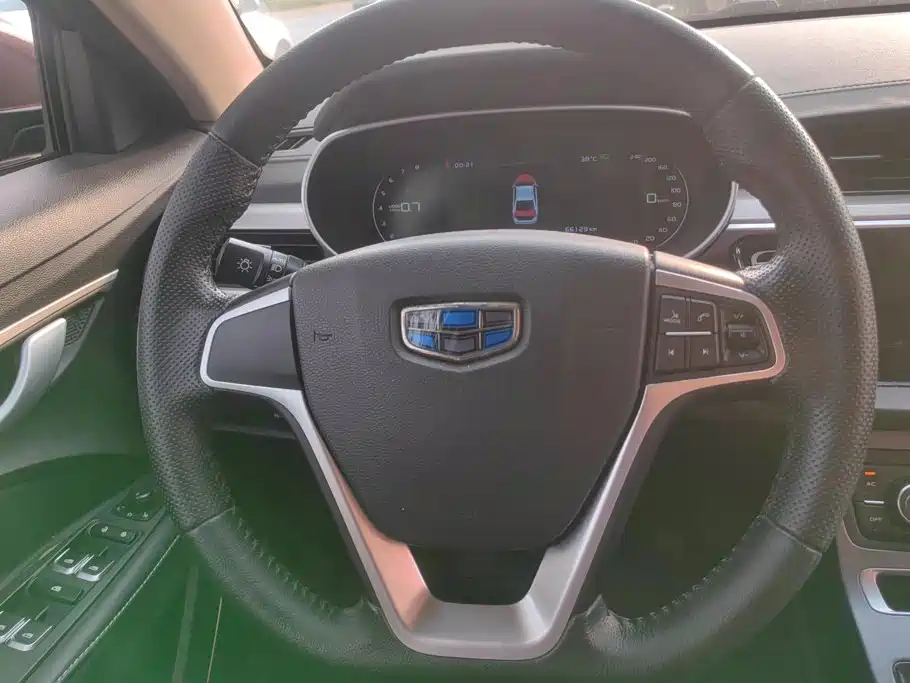 Geely Emgrand — миниатюра 15