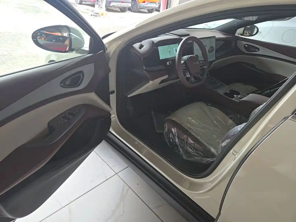 BYD Seal 07 DM-i — миниатюра 16