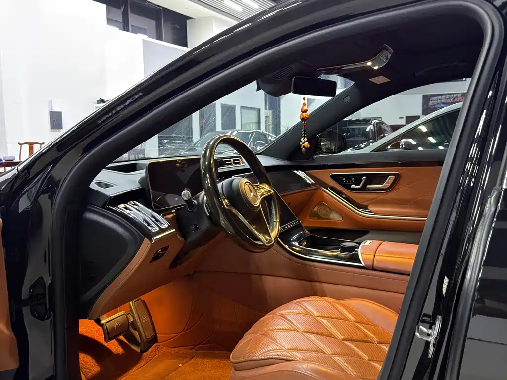 Mercedes-Benz S-Class — миниатюра 4