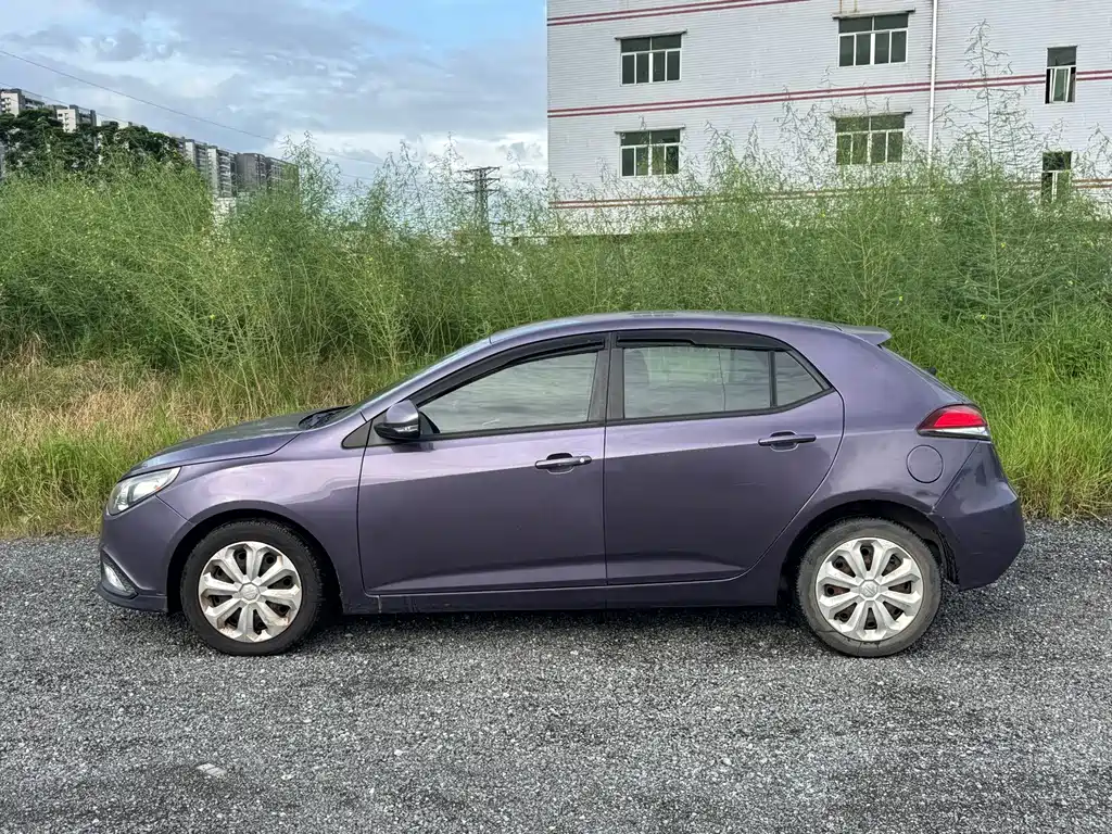 MG MG5 — миниатюра 8